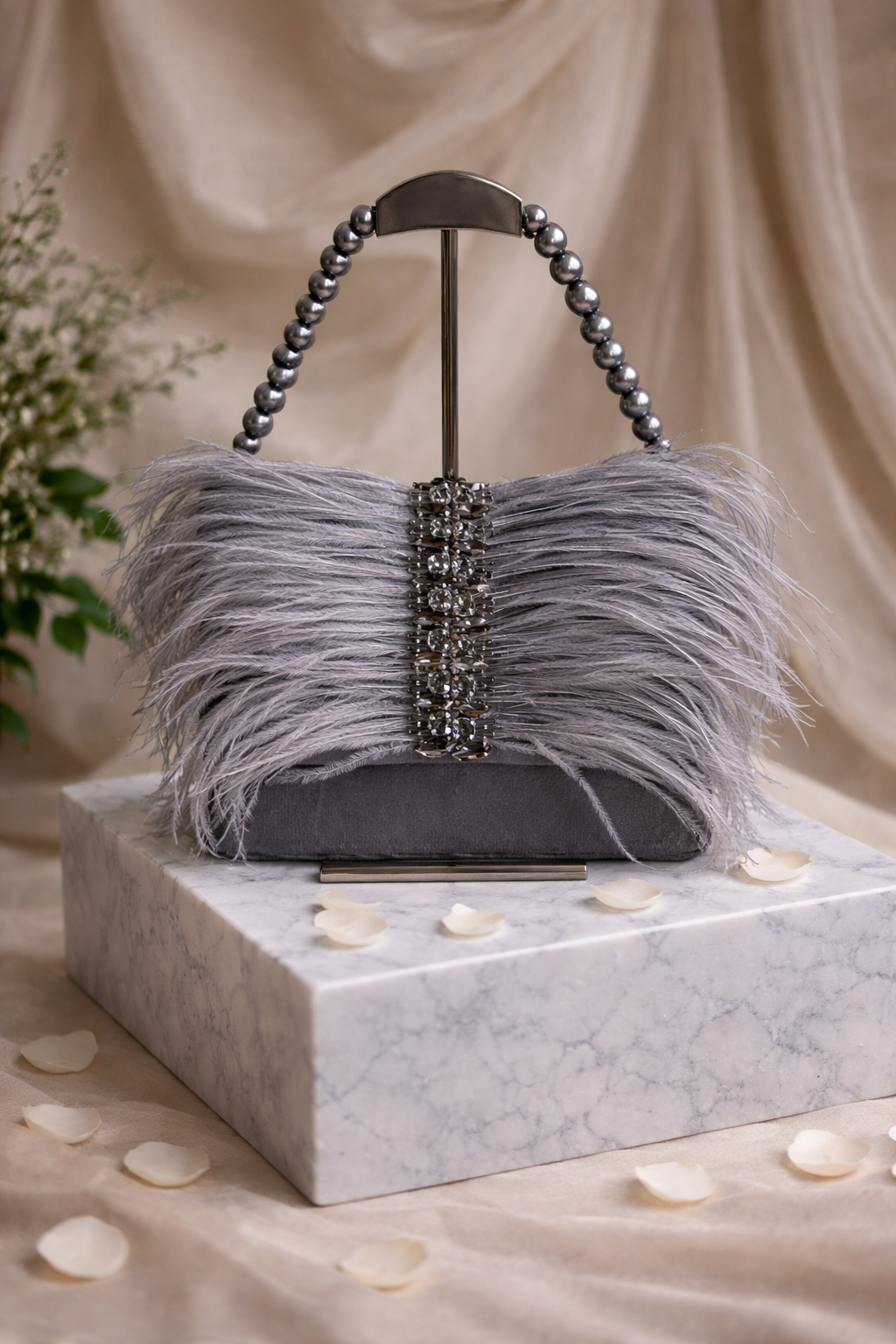 Pluméa Feather Flap Clutch Bag (Raspberry Rose Pink) | Couture Evening Statement Bag – ORAYA