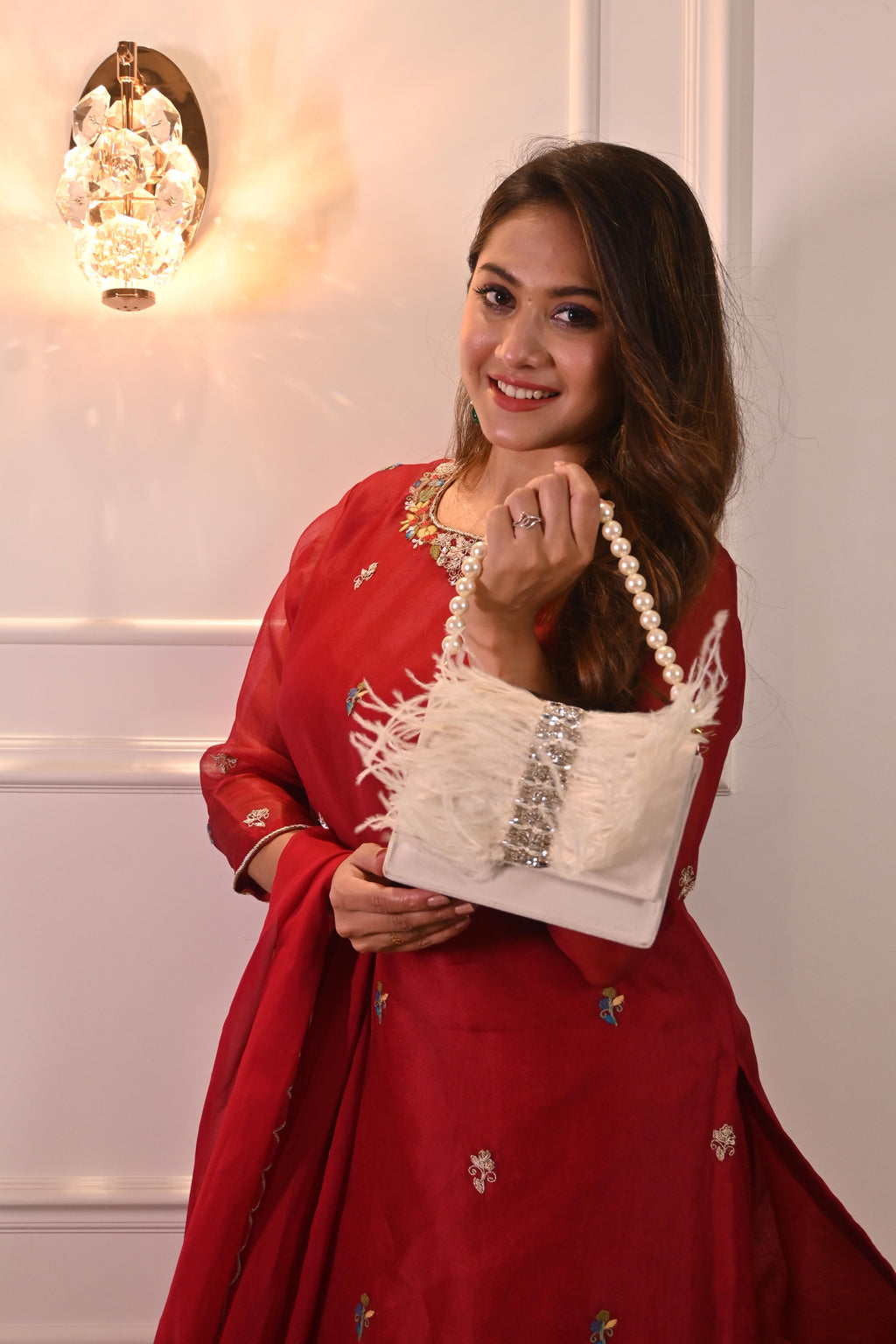 Pluméa Feather Flap Clutch Bag (Pearl White) | Couture Evening Statement Bag – ORAYA